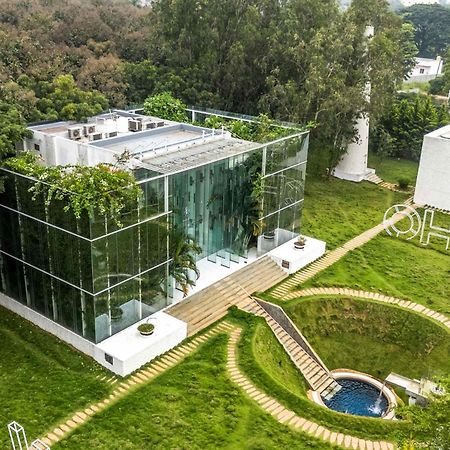 The Crystal Hall India'S Only All Glass Villa Бенґалуру Екстер'єр фото